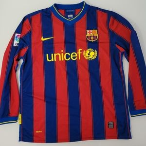 Barcelona Messi Medium jersey.